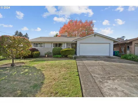 9777 SE 36th Ave, Milwaukie, OR 97222