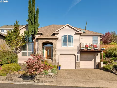 15341 SE Knapp Dr, Portland, OR 97236