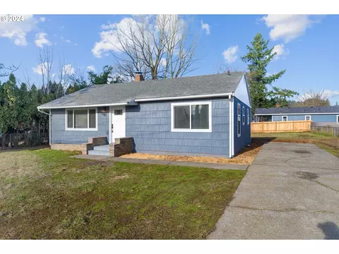10425 SE Raymond St, Portland, OR 97266
