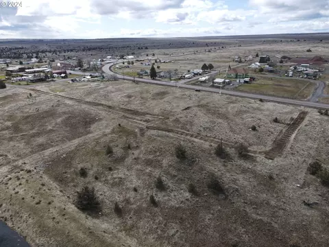0 E St, Shaniko, OR 97057