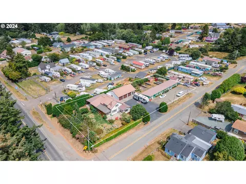 91283 Grinnell Ln, Coos Bay, OR 97420