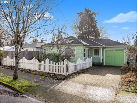 2225 E 30th St, Vancouver, WA 98663