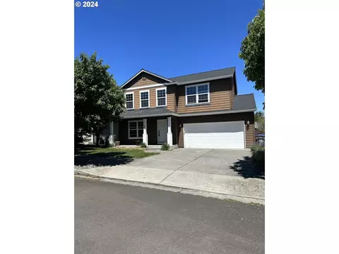 2222 Freedom Dr, Hood River, OR 97031