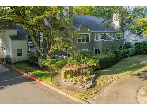 8315 SW Curry Dr #D, Wilsonville, OR 97070