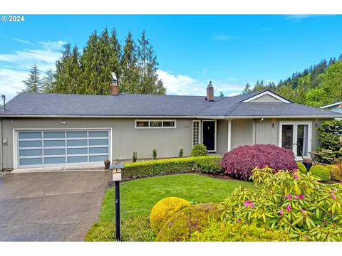 3637 SW 38th Ave, Portland, OR 97221