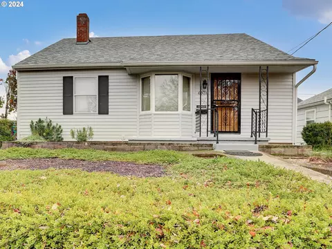 6321 N Amherst St, Portland, OR 97203