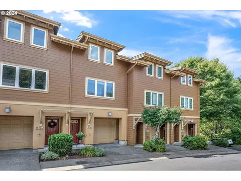 10268 NW Alder Grove Ln, Portland, OR 97229