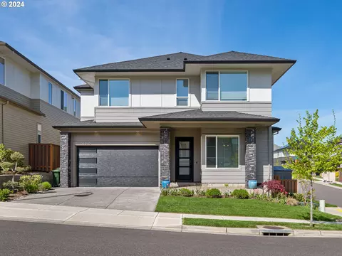 4495 NW Woodgate Ave, Portland, OR 97229