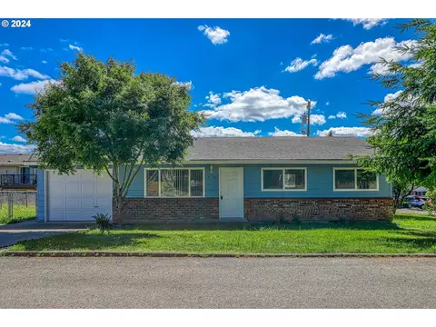 7311 NW 1st Ave, Vancouver, WA 98665