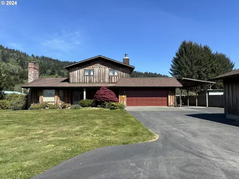 14761 Gregory Ln, Brookings, OR 97415