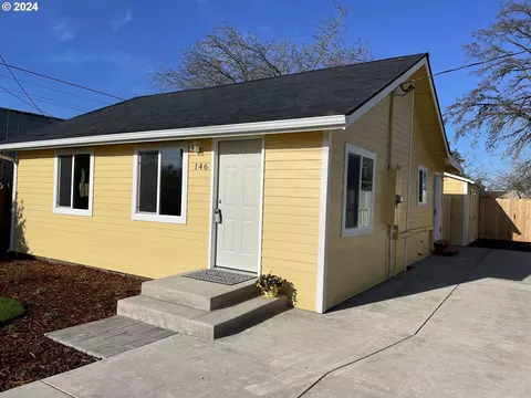 146 S 15th St, Springfield, OR 97477