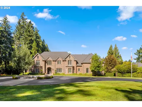 29989 SW 35th Dr, Wilsonville, OR 97070