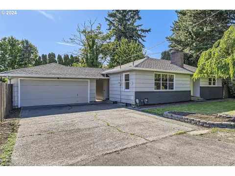 10907 SE Wood Ave, Milwaukie, OR 97222