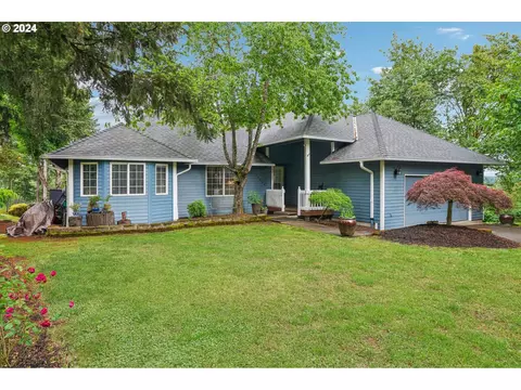 16864 S Pam Dr, Oregon City, OR 97045