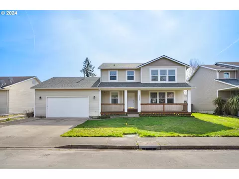 2080 Statesman Dr, Woodland, WA 98674