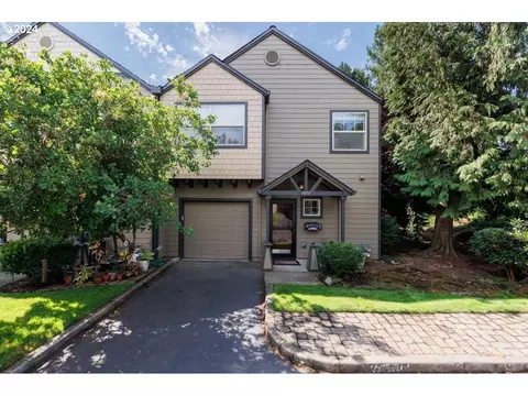 1450 SW Edgefield Meadows Ct, Troutdale, OR 97060
