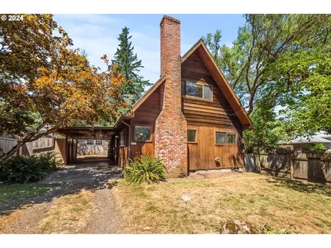 2621 SW Miles St, Portland, OR 97219