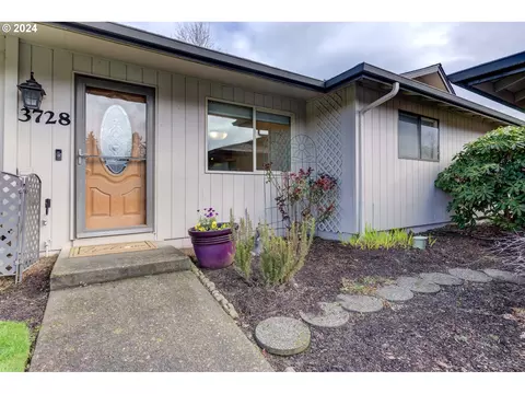 3728 NE 45th St, Vancouver, WA 98661