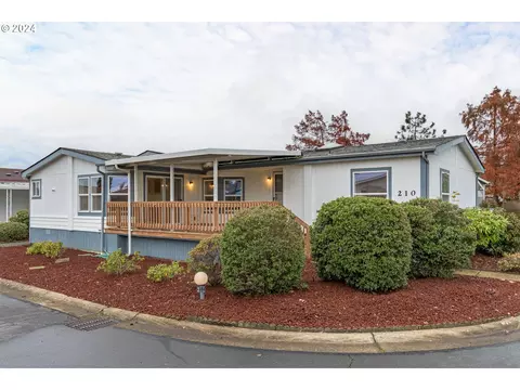 2150 Laura St #210, Springfield, OR 97477