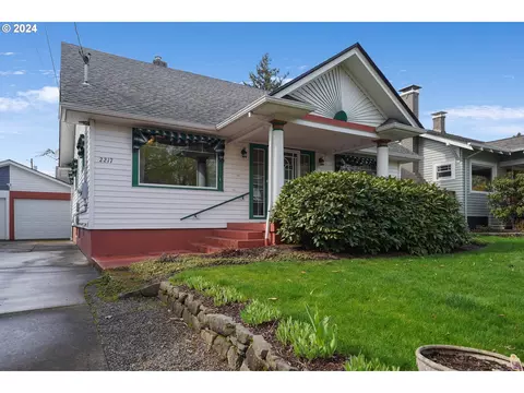 2217 NE 38th Ave, Portland, OR 97212