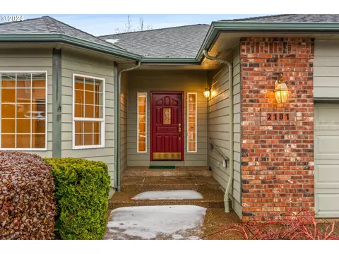 2181 Western Heights Loop, Salem, OR 97304