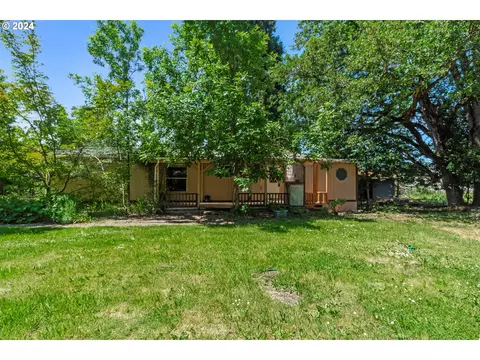 78588 Cedar Park Rd, Cottage Grove, OR 97424