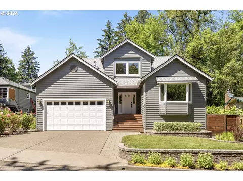 3431 SW Carson St, Portland, OR 97219