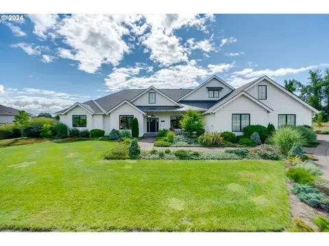 2000 SW Fox Swale Ln, Mcminnville, OR 97128