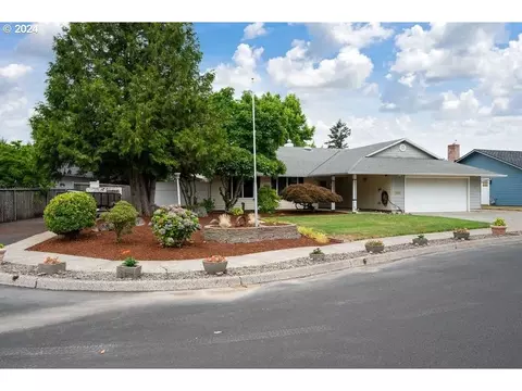 1229 NE 29th St, Gresham, OR 97030