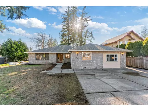 14014 SE Main St, Portland, OR 97233