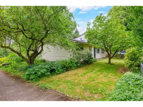 10051 N Syracuse St, Portland, OR 97203