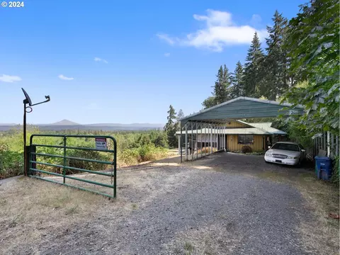17784 S Eaden Rd, Oregon City, OR 97045