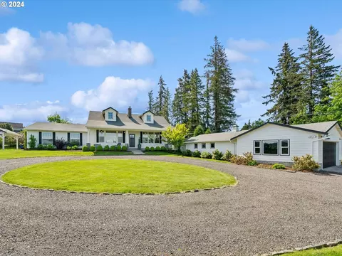 15933 S Redland Rd, Oregon City, OR 97045