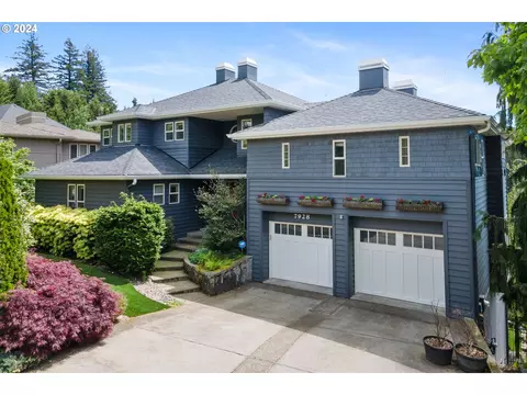 7928 NW Hawkins Blvd, Portland, OR 97229