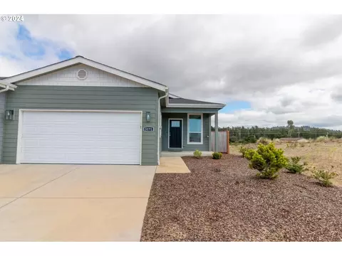 5171 Nopal St, Florence, OR 97439