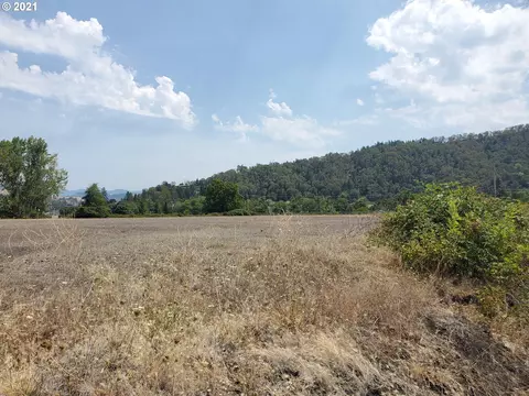 0 Quarry Rd, Roseburg, OR 97470