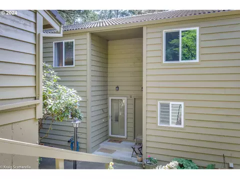 350 Cervantes Cir #1_E, Lake Oswego, OR 97035