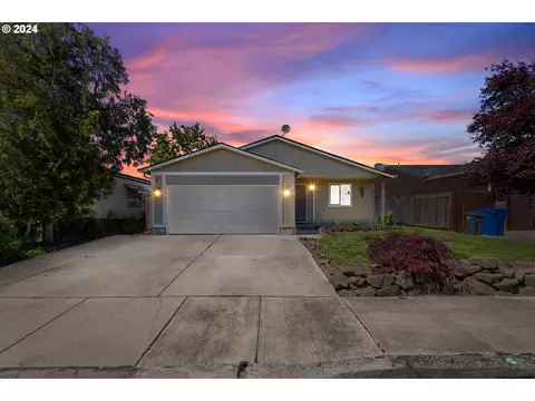 759 N Sunrise Dr, Jefferson, OR 97352