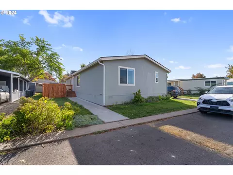 1415 S Bertelsen Rd #134, Eugene, OR 97402 photo 1