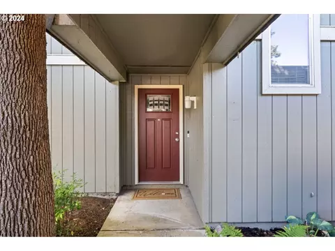 1500 Norkenzie Rd #1, Eugene, OR 97401