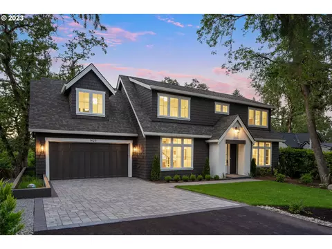 1425 Maple St, Lake Oswego, OR 97034