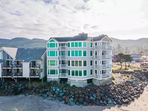 115 Miller St, Rockaway Beach, OR 97136