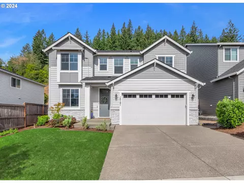 15181 SE Baden Powell Rd, Happy Valley, OR 97086