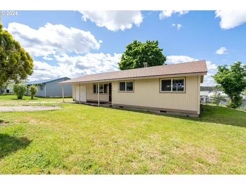 649 NE Fir St, Pilot Rock, OR 97868