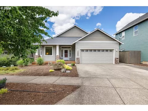 429 W Oxford St, Newberg, OR 97132