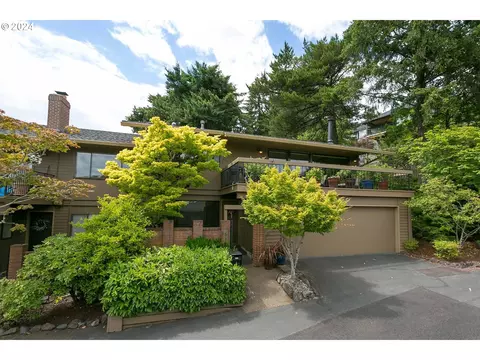 51 Condolea Ct, Lake Oswego, OR 97035