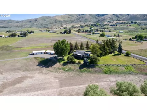 18373 W Campbell Loop, Baker City, OR 97814