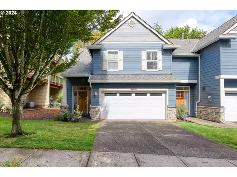 9641 SW Lodestone Dr, Beaverton, OR 97007