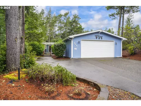 249 Munsel Creek Loop, Florence, OR 97439