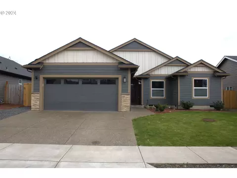 1008 Robbins Way, Lebanon, OR 97355